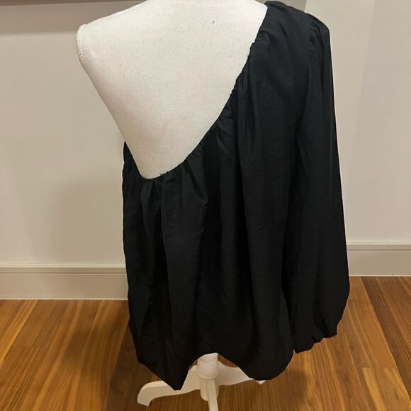 Target Future Collective Jenny Lopez one shoulder blouse size medium NWOT - Picture 7 of 12